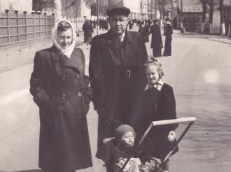 Они выбрали приморский город